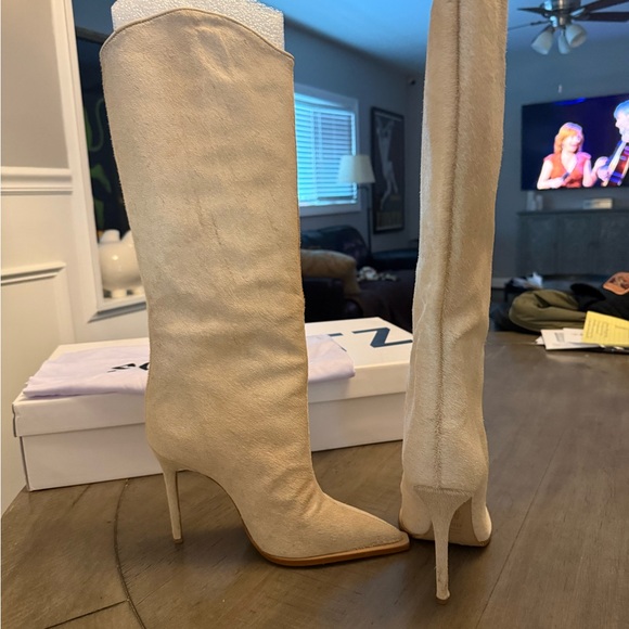 Schutz off white pull on boot - Picture 5 of 10